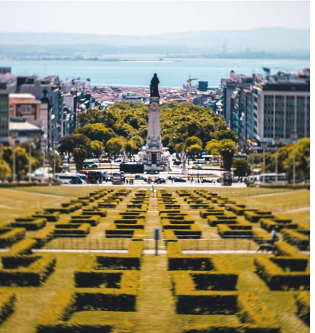 Fotografia da Avenida da Liberdade, sem texto sobreposto